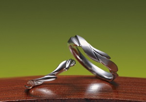 6月に挙式、入籍されるお二人にぴったりの結婚指輪